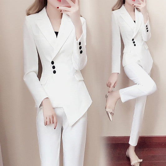 Aveline Slim Suit