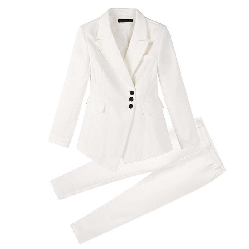 Aveline Slim Suit
